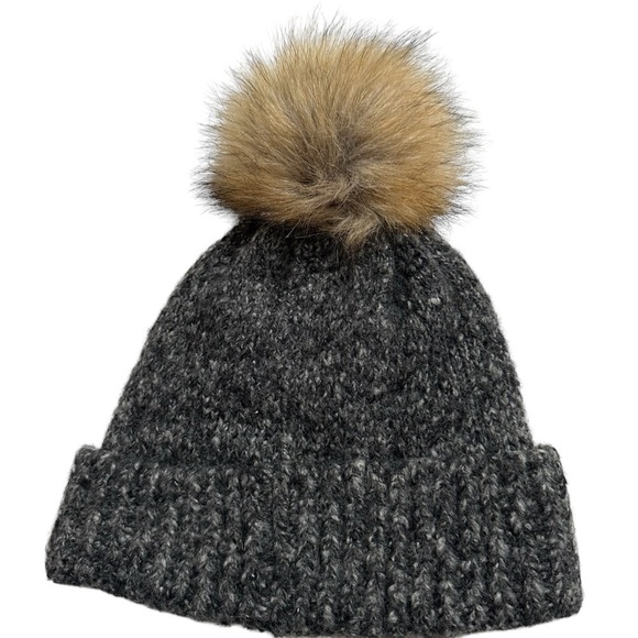 Bula Gray Chunky Wool Blend Knit Hat with Pom - Picture 1 of 10